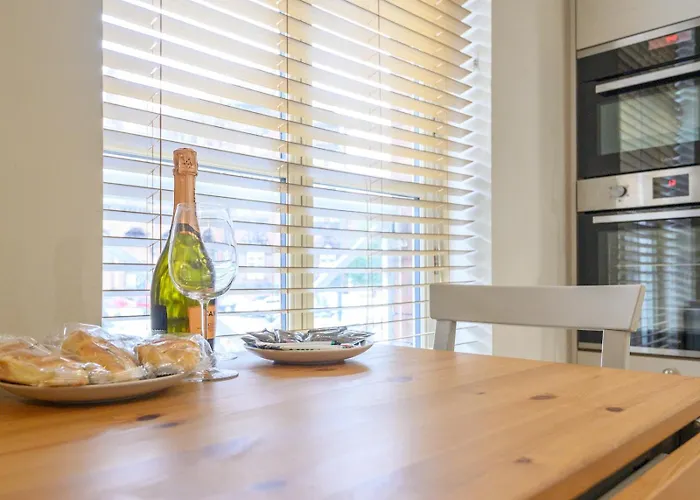 Pass The Keys Family Haven In Heart Of 利兹