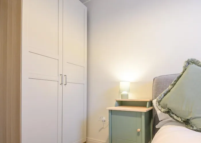 公寓 Pass The Keys Family Haven In Heart Of *