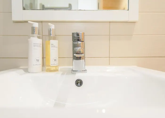 公寓 Pass The Keys Family Haven In Heart Of *