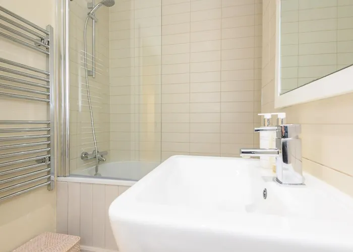 公寓 Pass The Keys Family Haven In Heart Of 利兹