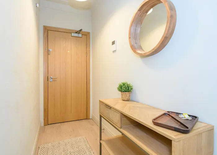 公寓 Pass The Keys Family Haven In Heart Of *