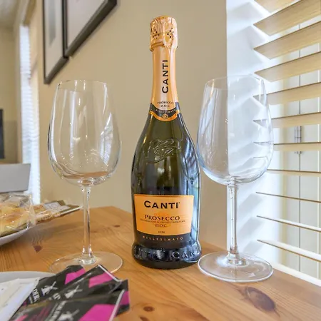 Pass The Keys Family Haven In Heart Of * Leeds (West Yorkshire)