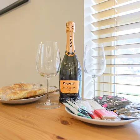 Pass The Keys Family Haven In Heart Of Apartamento *