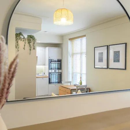 Pass The Keys Family Haven In Heart Of Apartamento *